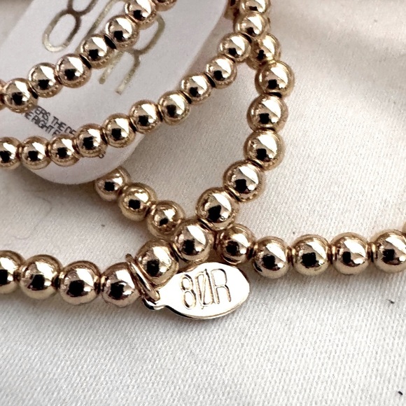 ✨ Edgy 8 Other Reasons - Set of 5 Gold Beaded Bracelets - Brand New in Package✨ - Picture 13 of 14